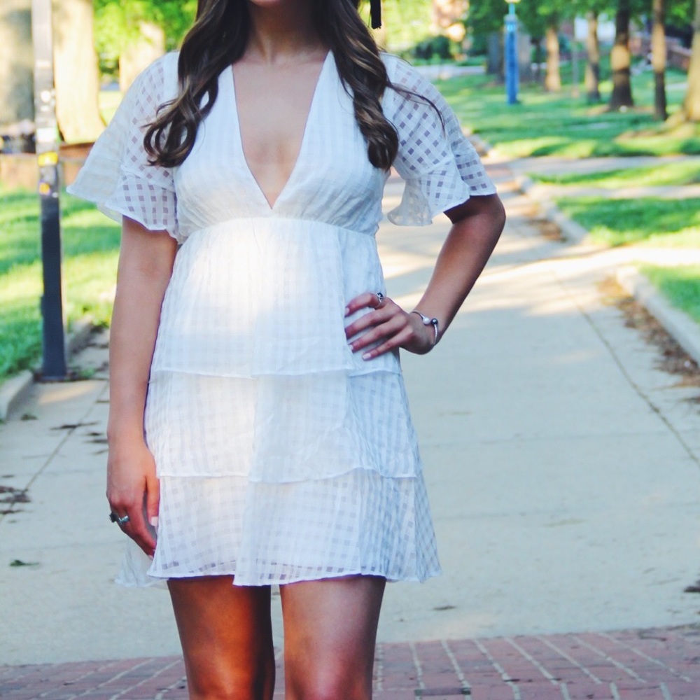 Show me your mumu white dress, size small